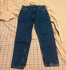 pantaloni jeans
