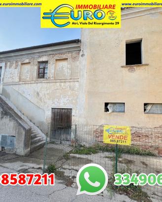 Casa con giardino e vista panoramica