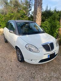 Ypsilon 1.3 MTJ 105 CV Sport MomoDesign
