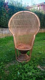 Sedia Pavone in Vimini con rifiniture nere