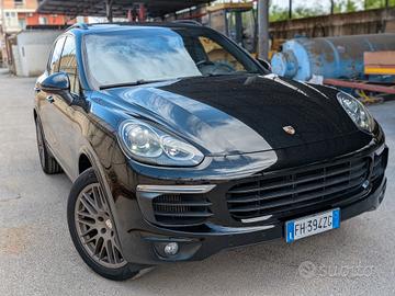 Porsche Cayenne 3.0 Diesel Platinum Edition FUll O