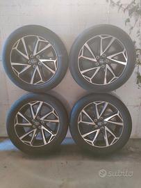 cerchi originali Toyota Yaris + gomme 195/55 R16