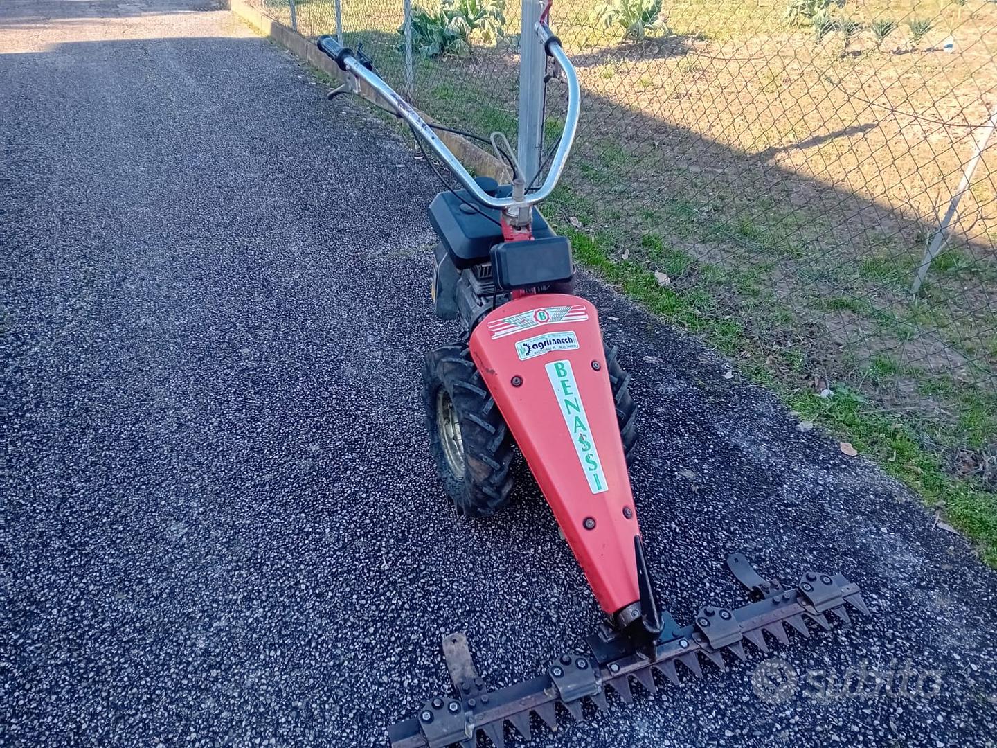 Clava Gonfiabile in vendita a Samarate Varese da Mazzucchellis