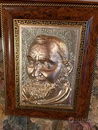 bassorilievo in  argento Padre Pio