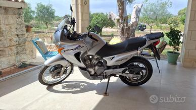 moto Honda TRANSALP