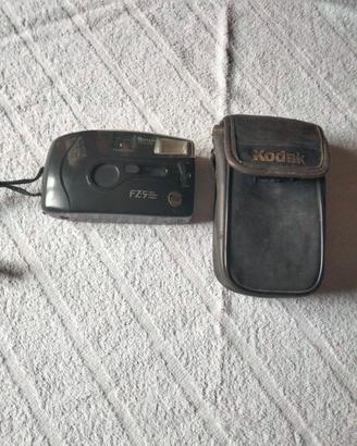 fotocamera analogica FZ-5