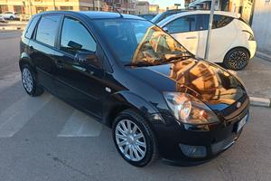 Ford Fiesta 1.4 TDCi 5p. Ghia