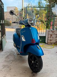 Vespa gts 300