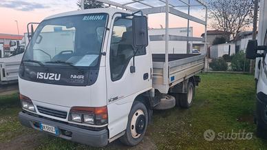 Isuzu cassone fisso km 125180