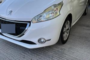 Peugeot 208 1.2