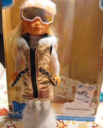 bambola Nancy snow fashion con snowboard