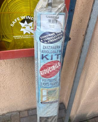 Zanzariera avvolgibile in kit 120XH160cm
