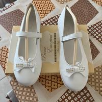 Ballerine bianche eleganti con fiocco n.35