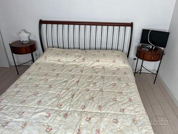 Camera Matrimoniale in Ciliegio e Ferro Battuto