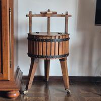 🍇 Antico Torchio Manuale