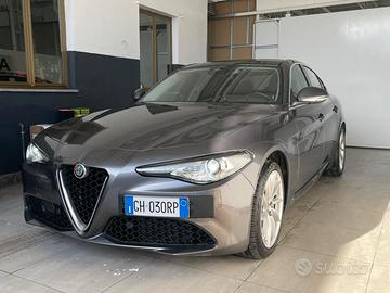 Alfa Romeo Giulia 2.2 Turbodiesel 190 CV AT8 AWD Q