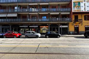 NEGOZIO A TORINO