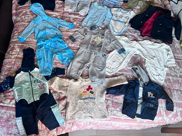 Vestiti per bambini tutto per 50€