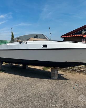 Barca Sidra futura 21 mercury 150cv semicabinata
