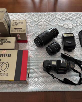 Set fotografico reflex Canon T70 anno 1987