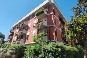 Appartamento 125Mq spinaceto contesto signorile