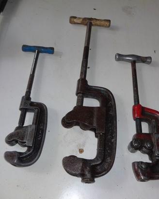 tagliatubi
