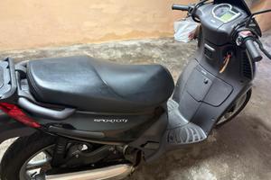 Aprilia Sportcity 200-2006, accessoriata