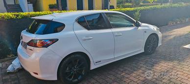 Lexus CT 200 ibrida