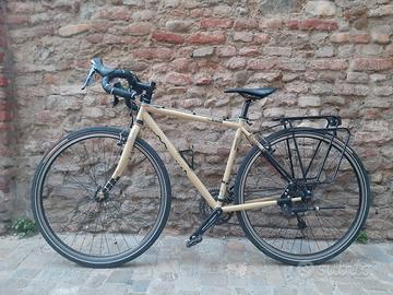 Cinelli Hobootleg – bici da viaggio/bikepacking