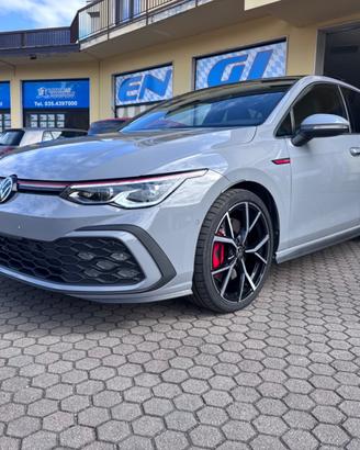 VW Golf GTI DsG TETTO CERCHI DA 19"