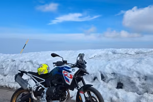  BMW F 900 GS 