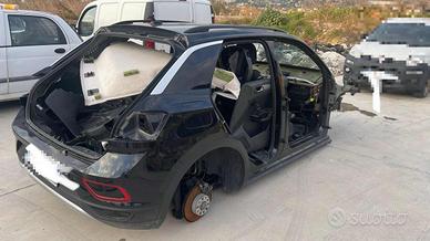 VOLKSWAGEN T-Roc 2.0 TDI SCR Life RITROVAMENTO D