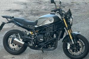 Benelli Leoncino 800