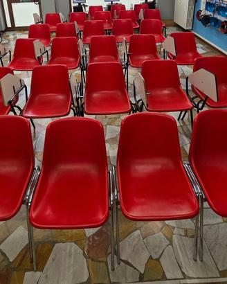 28 SEDIE PER AULA E/O SALA ATTESA  DI COLORE ROSSO