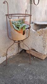 lavatoio tripiede antico