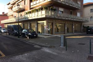 MESTRE negozio zona centrale forte passaggio