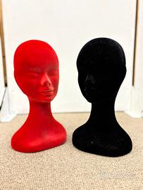 Teste in polistirolo e vellutino per vetrine