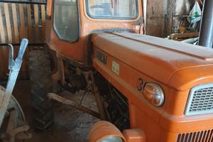 Trattore fiat 300