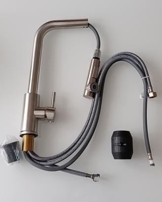 Rubinetto miscelatore con doccetta estraibile 