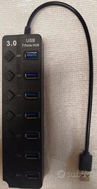 HUB REPLICATORE PORTE USB 3.0 CON INTERRUTTORE LED