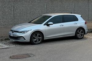 Golf 8 etsi 2021