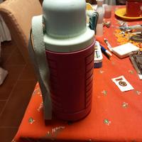 THERMOS 