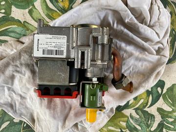 Valvola  gas Honeywell modello VK4105M2014