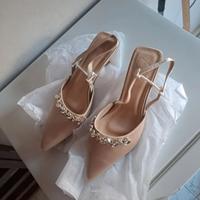 Scarpe eleganti color champagne, in raso