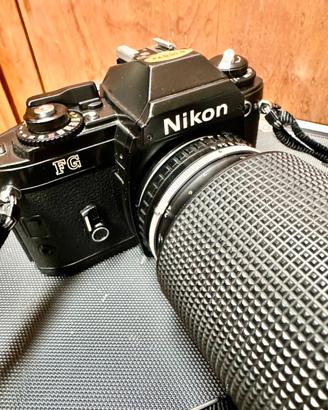Nikon FG