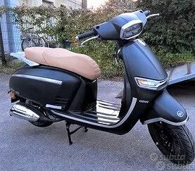 SCOOTER KEEWAY ISKIA 125cc NERO