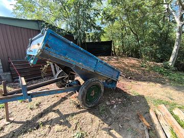 carretto agricolo con trazione
