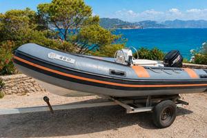 gommone 460
