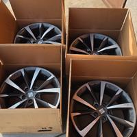 cerchi in lega originali seat leon FR 18" 