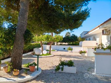 APPARTAMENTO in VILLA a soli 300mt dal MARE